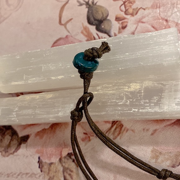 NWOT - Paparazzi Waikiki Winds Wood Necklace - Picture 2 of 3